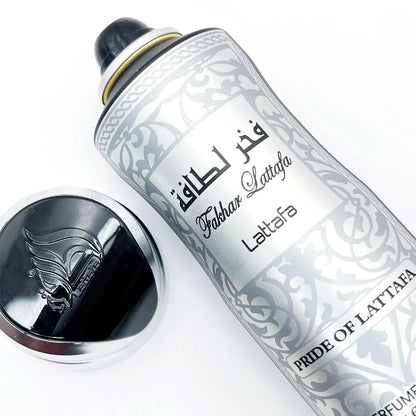 Lattafa Fakhar for Men - Fresh, Marine, Woody, Earthy - Perfumed Deodorant Spray, 6.67 Ounce / 200 ml